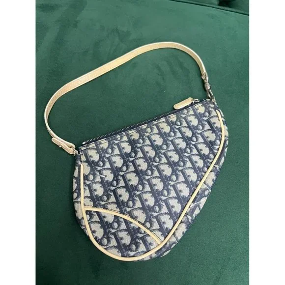Dior Saddle Bag - Picture 2 of 8